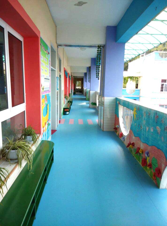 甘肅省隴南徽縣幼兒園室外国产香蕉视频